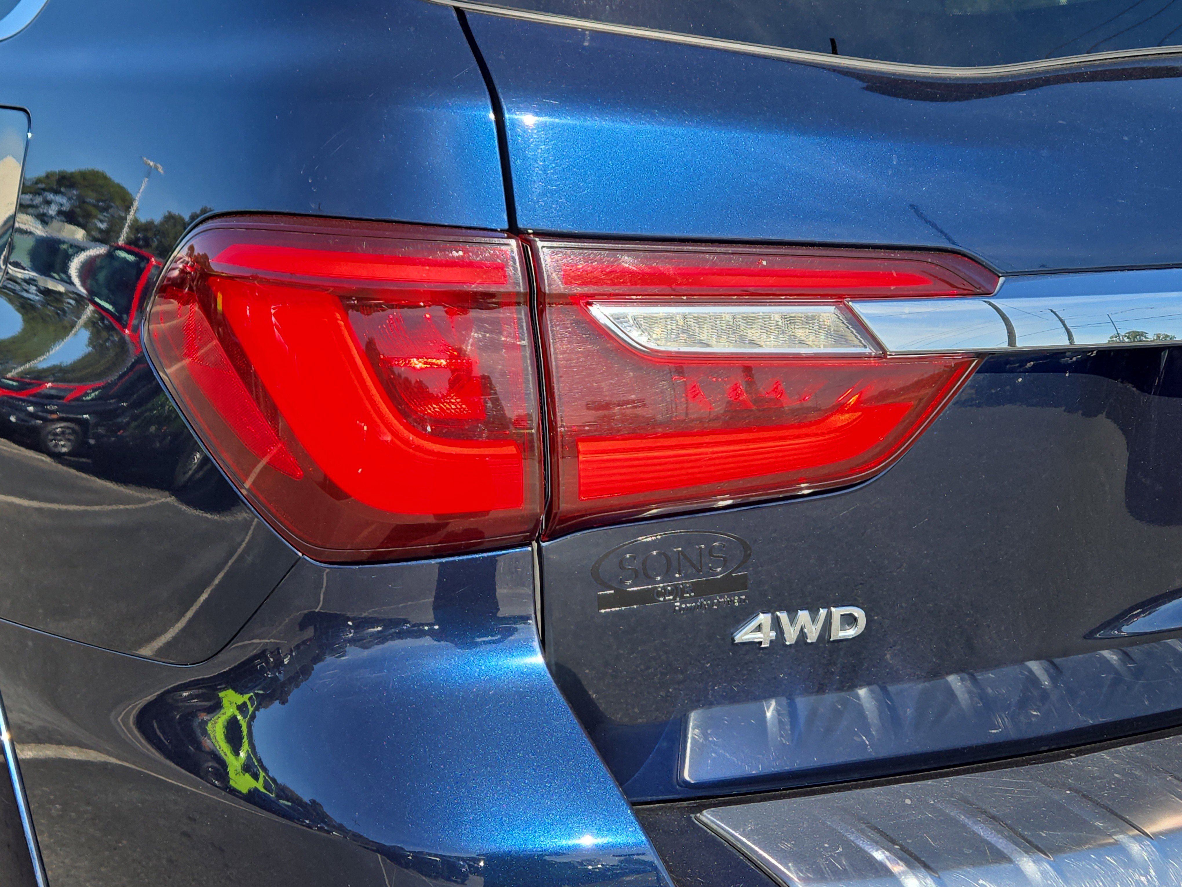 Used 2024 INFINITI QX80 Luxe image 9