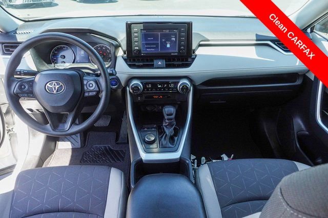 Used 2022 Toyota RAV4 XLE image 4