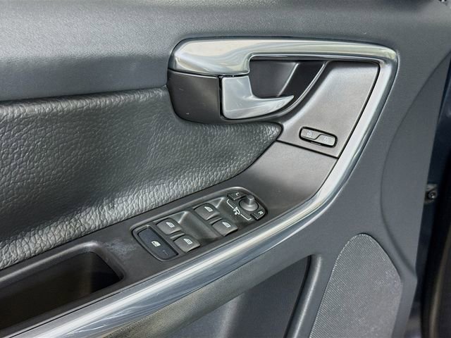 Used 2012 Volvo XC60 T6 image 16