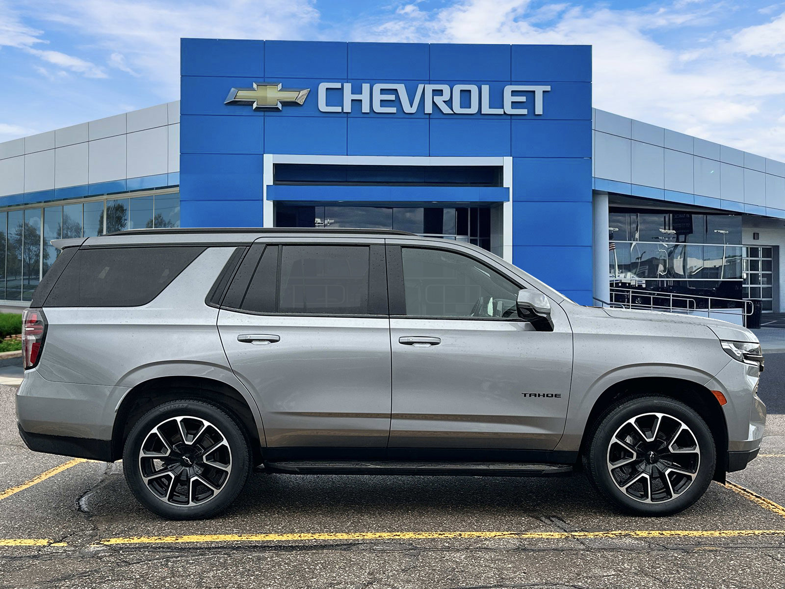 Certified 2023 Chevrolet Tahoe RST w/ Luxury Package AWD/4WD image 5