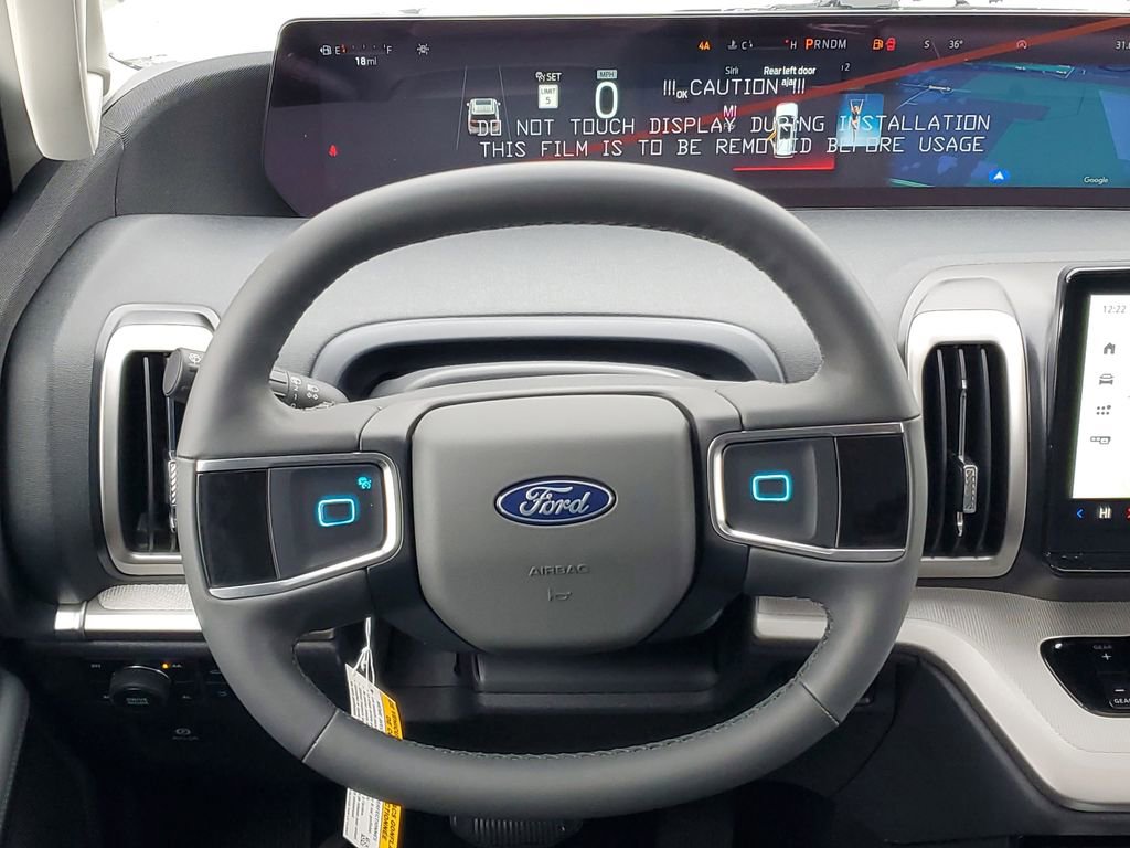 New 2026 Ford Expedition Active image 29