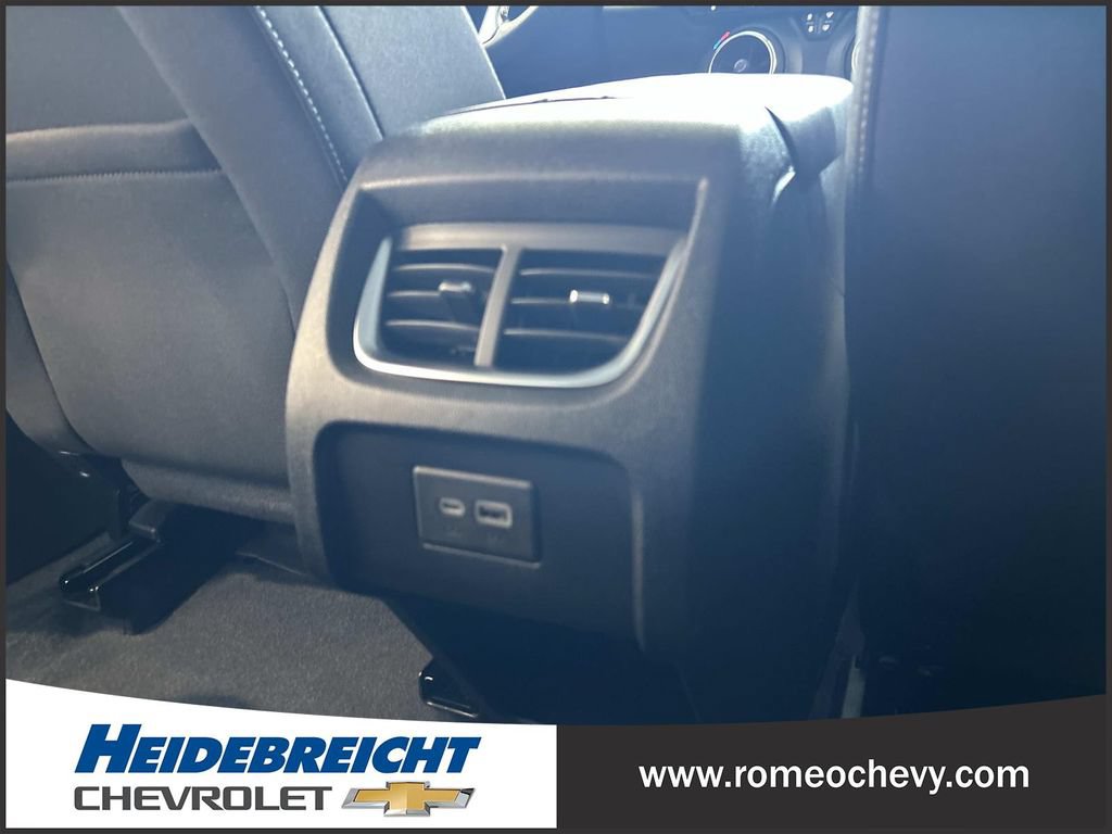 Used 2024 Chevrolet Blazer LT w/ Convenience Package AWD/4WD image 17