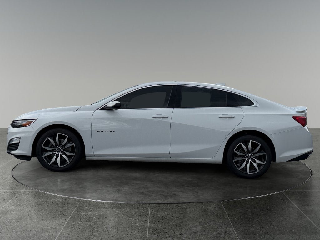 Used 2022 Chevrolet Malibu RS FWD image 6