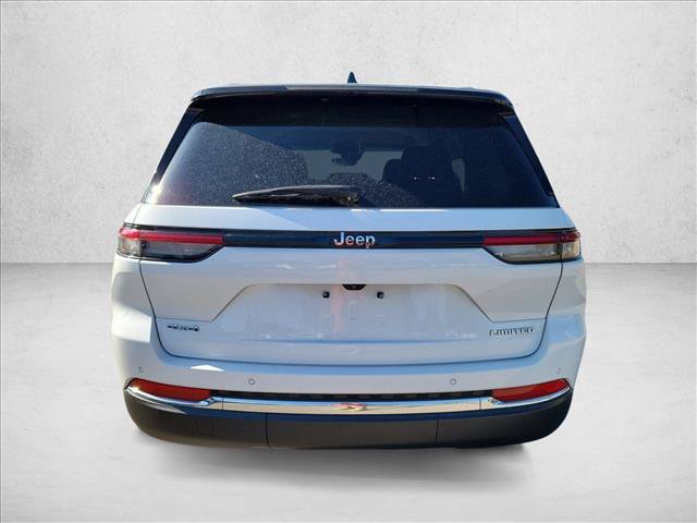 Used 2022 Jeep Grand Cherokee Limited AWD/4WD image 6