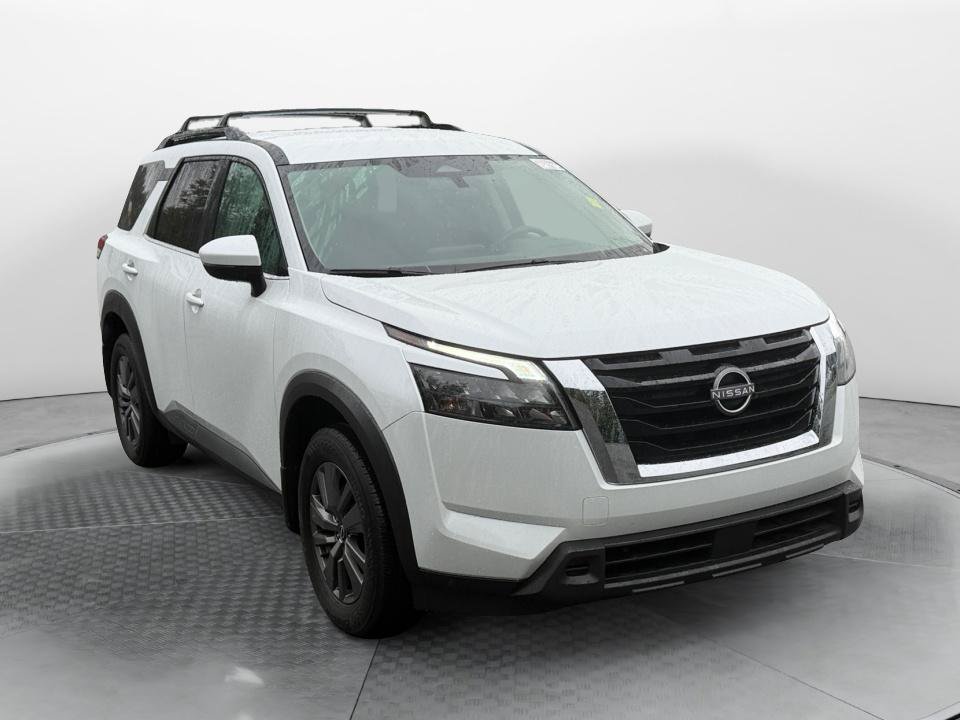 Used 2025 Nissan Pathfinder SV