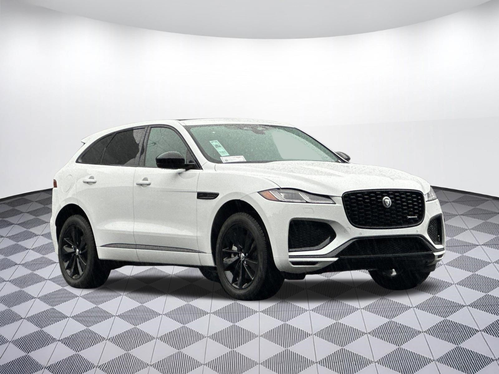 Used 2025 Jaguar F-PACE R-Dynamic S AWD/4WD image 6