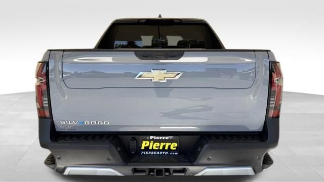 Used 2025 Chevrolet Silverado EV LT AWD/4WD image 3