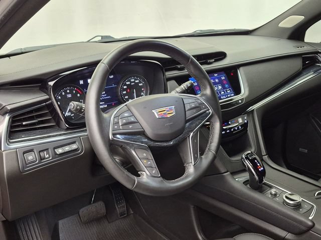 Certified 2023 Cadillac XT5 Premium Luxury w/ Technology Package AWD/4WD image 9