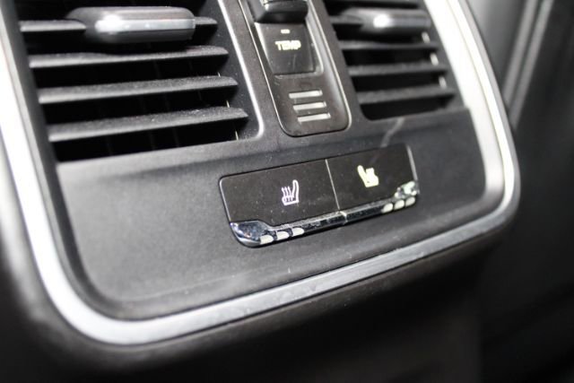 Used 2015 Porsche Macan S w/ Premium Package Plus image 21
