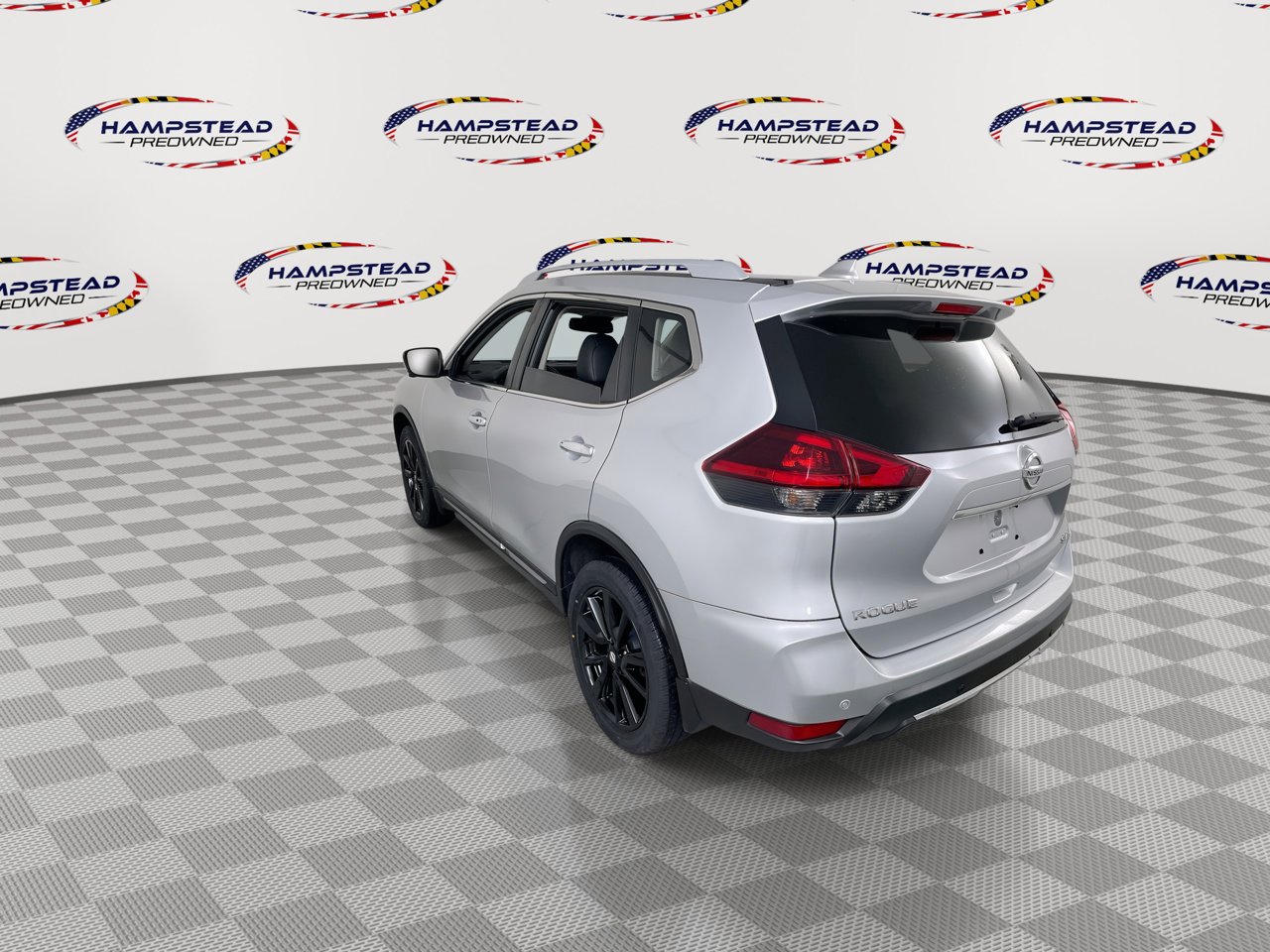 Used 2019 Nissan Rogue SL w/ Premium Package image 6