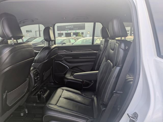 Used 2022 Jeep Grand Cherokee L Limited w/ Trailer Tow Group (B) image 13