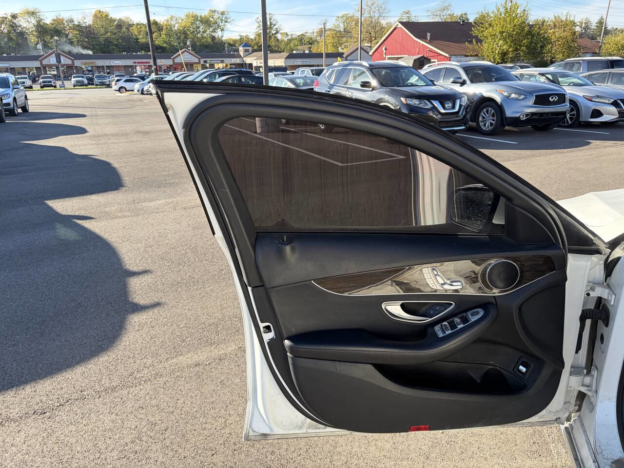 Used 2019 Mercedes-Benz C 300 Sedan w/ Premium Package image 17