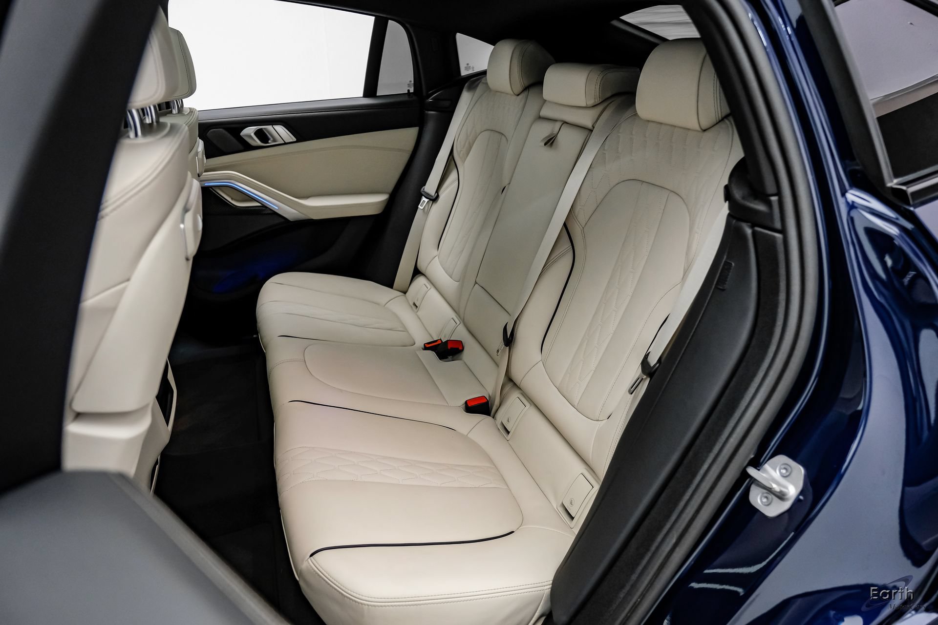 Used 2025 BMW X6 M60i w/ M Sport Professional Package AWD/4WD image 85