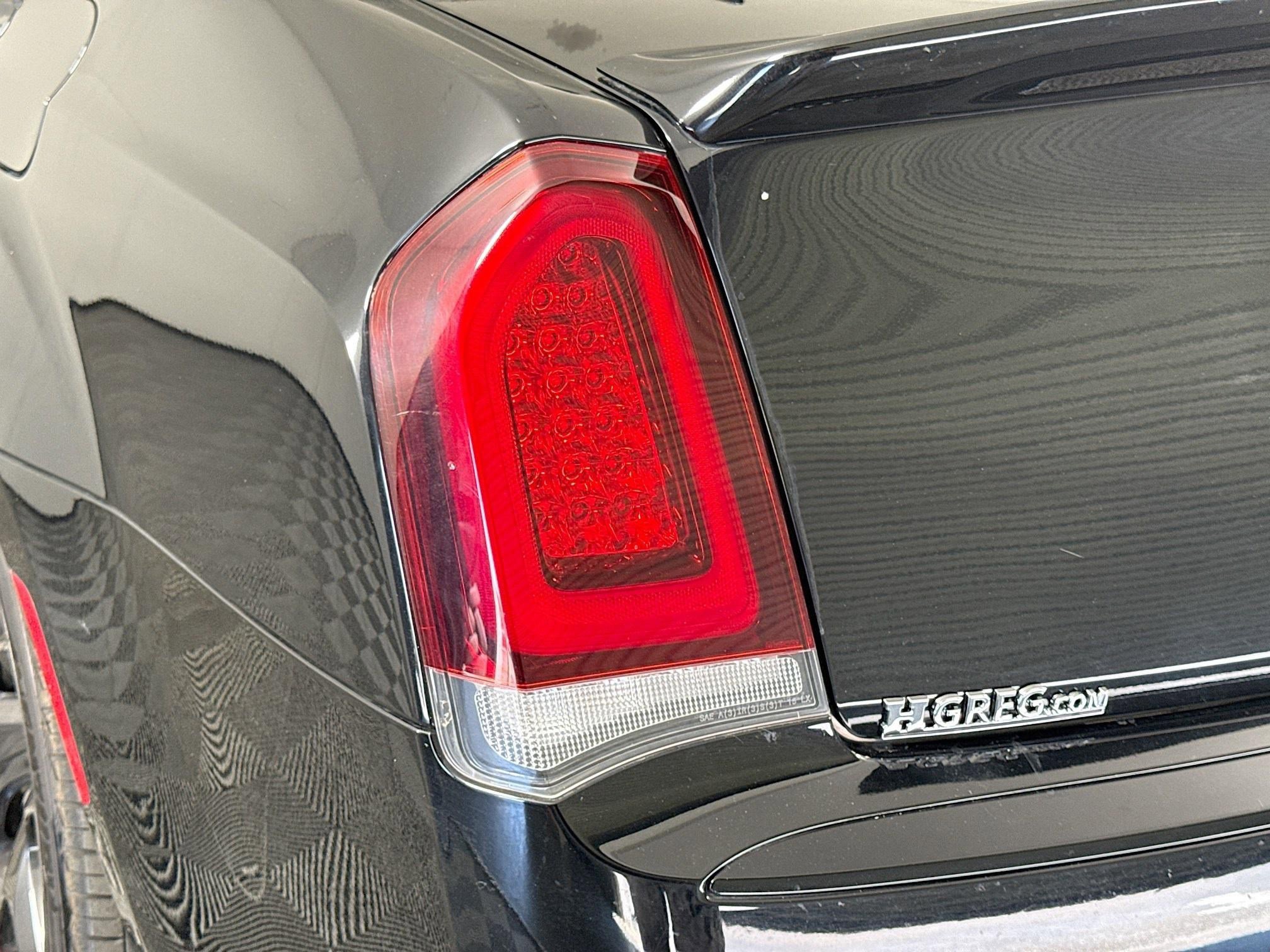 Used 2022 Chrysler 300 S w/ Comfort Group RWD image 36