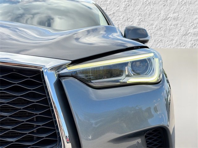 Used 2021 INFINITI QX50 Essential w/ Convenience Package image 9