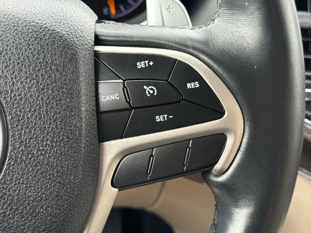 Used 2017 Jeep Grand Cherokee Limited AWD/4WD image 24