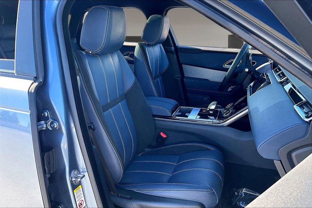 Certified 2023 Land Rover Range Rover Velar R-Dynamic S image 27