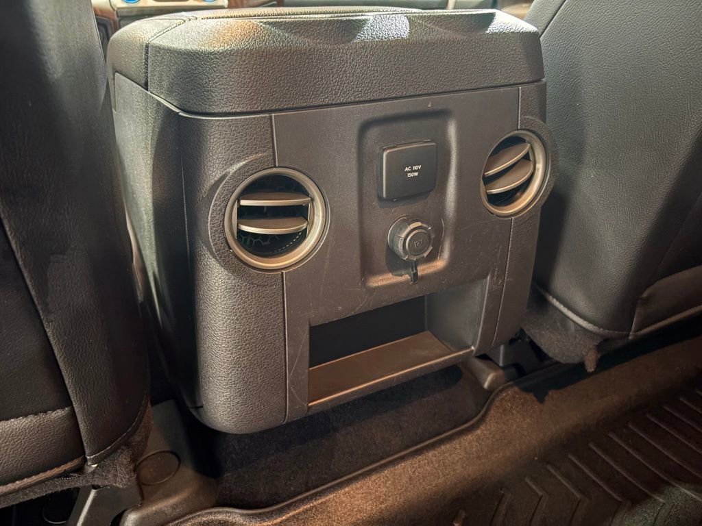 Used 2016 Ford F250 Lariat w/ Lariat Ultimate Package image 28