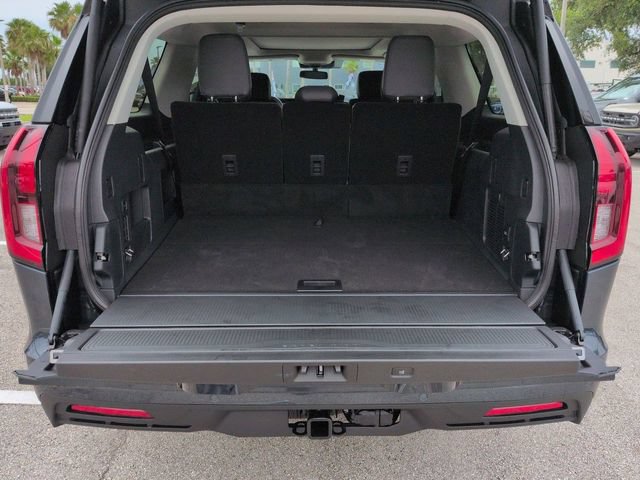 New 2026 Ford Expedition Max Active RWD image 13
