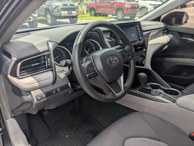 Used 2023 Toyota Camry LE FWD image 10