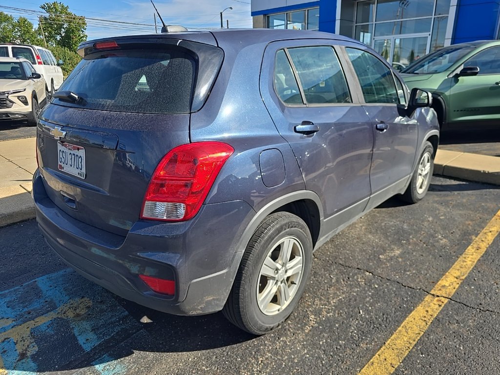 Used 2019 Chevrolet Trax LS FWD image 3
