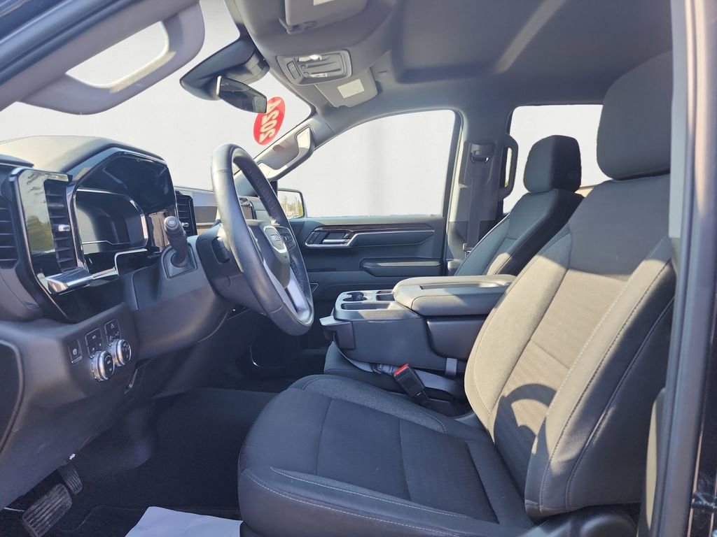 Used 2024 GMC Sierra 1500 Elevation AWD/4WD image 9
