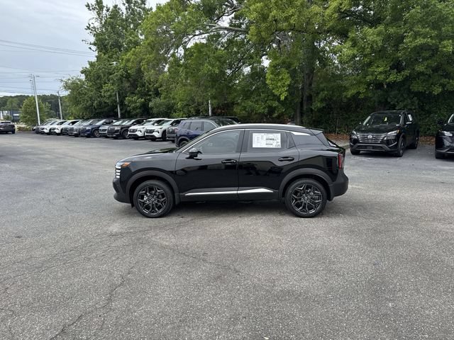 New 2026 Nissan Kicks SR FWD image 8