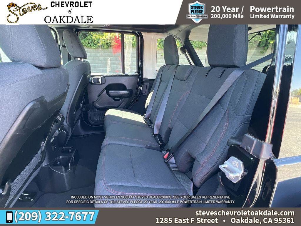 Used 2025 Jeep Wrangler Unlimited Rubicon AWD/4WD image 27