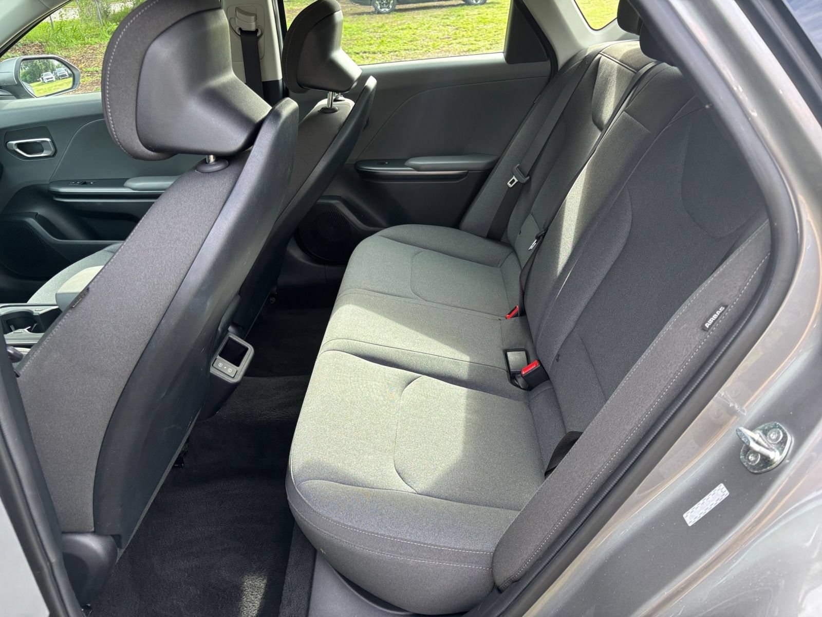 Used 2025 Kia K4 FWD image 25