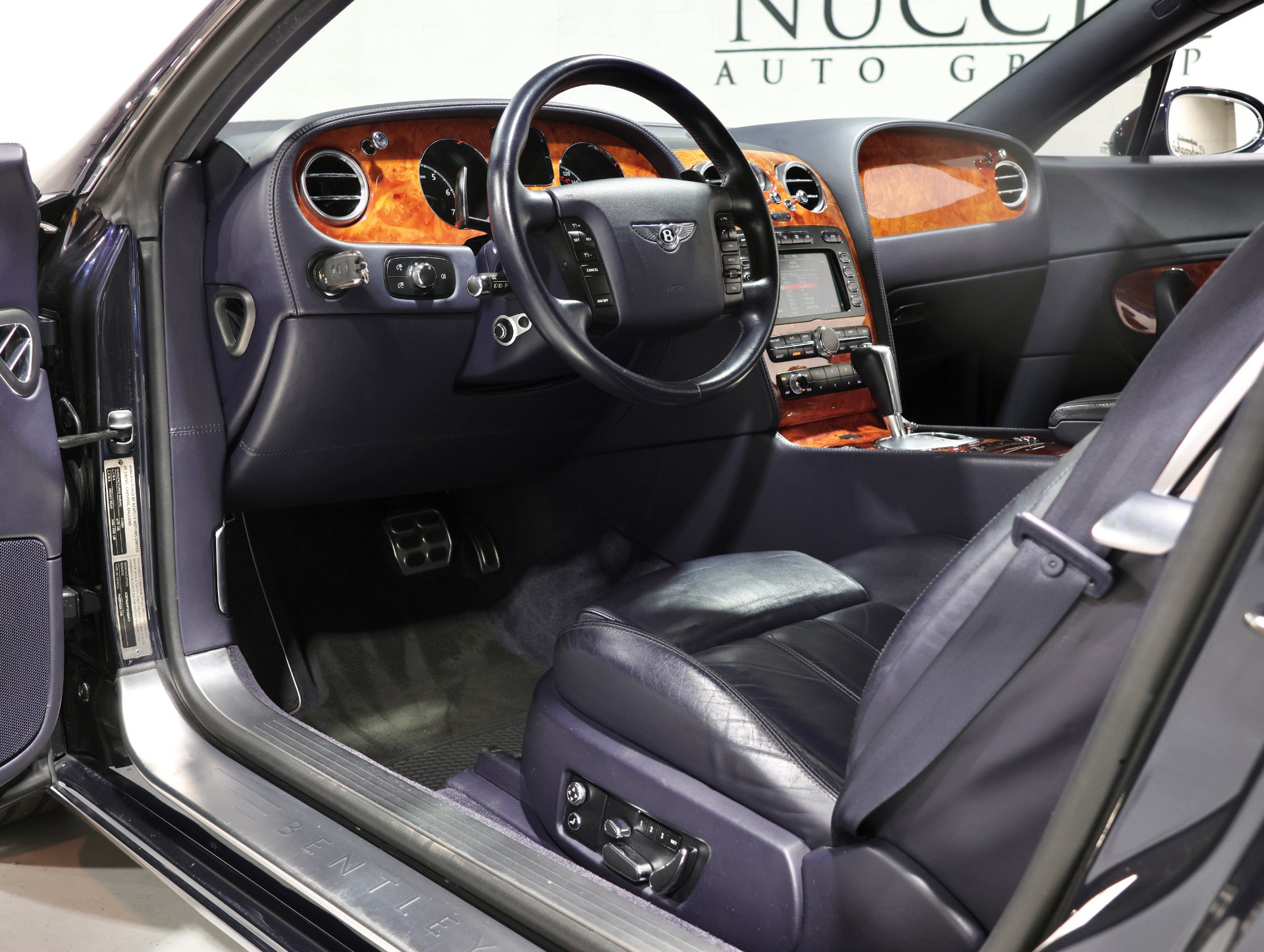 Used 2005 Bentley Continental GT AWD/4WD image 42