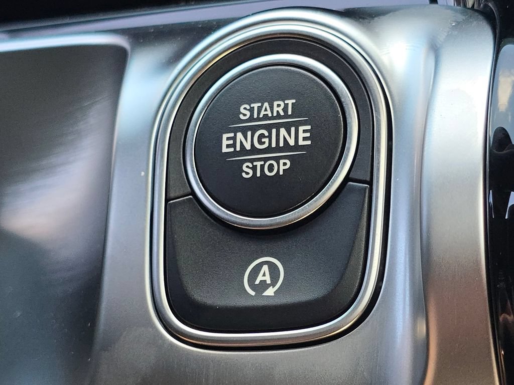 New 2026 Mercedes-Benz GLB 250 4MATIC image 37