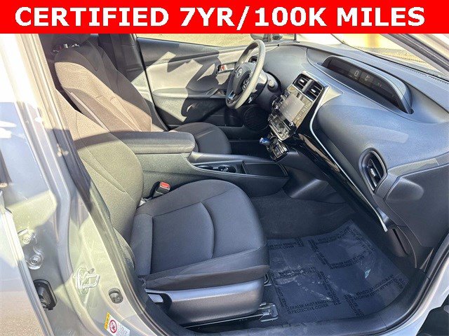 Used 2020 Toyota Prius L Eco image 9