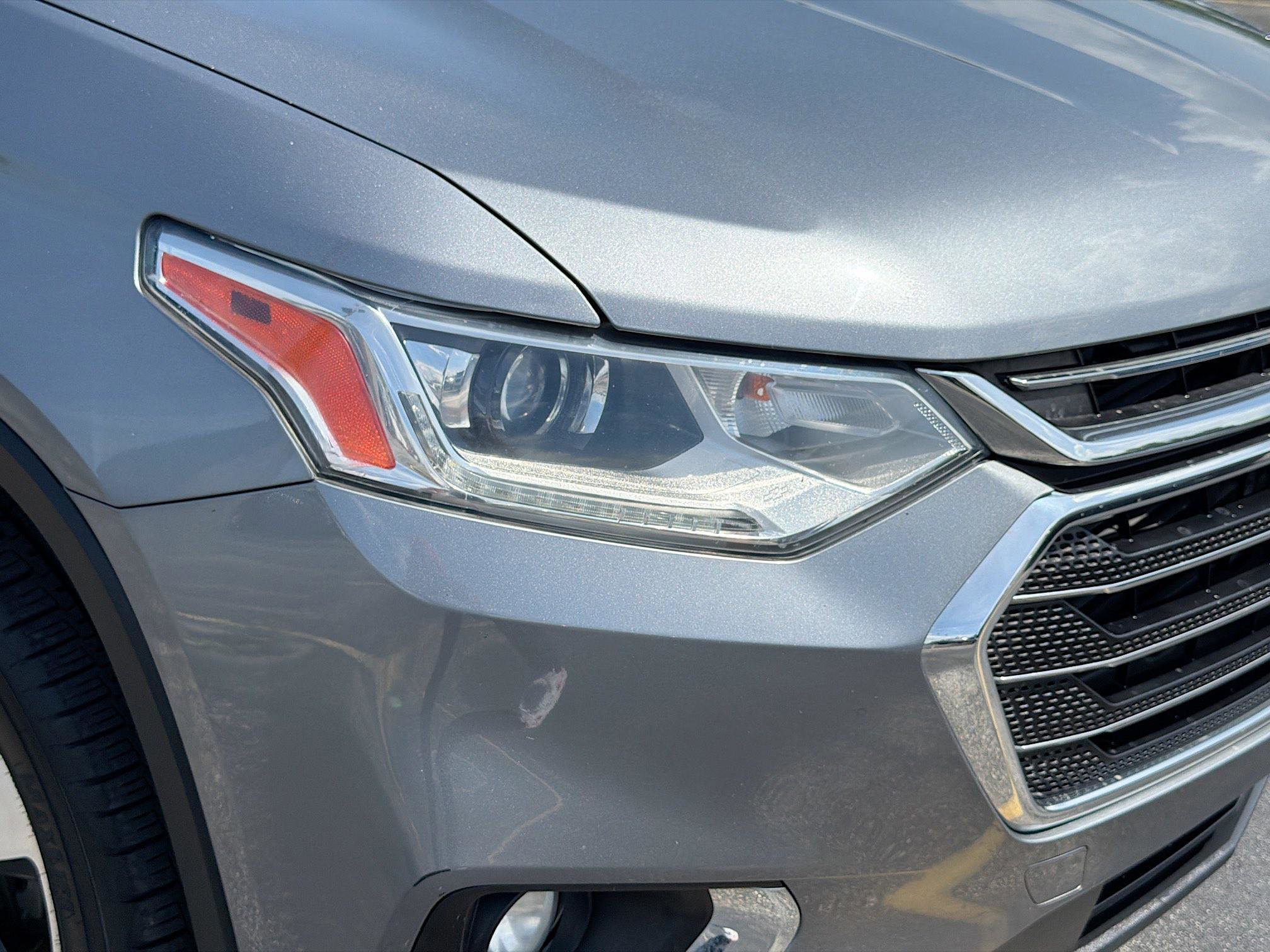 Used 2018 Chevrolet Traverse LT FWD image 36