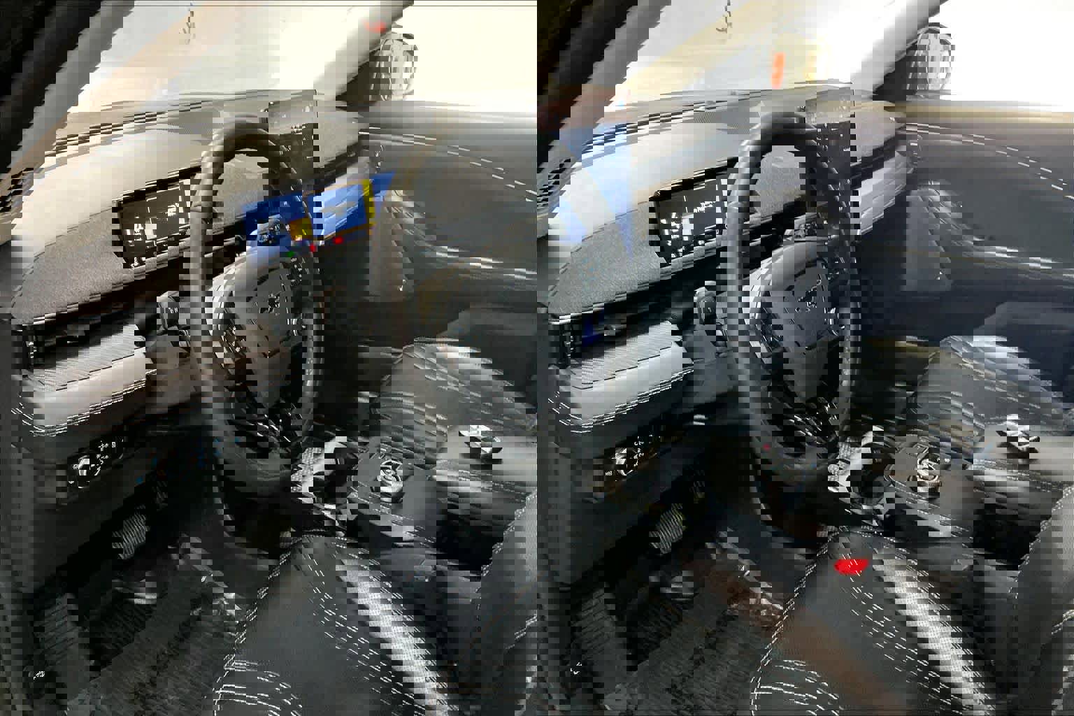 Used 2021 Ford Mustang Mach-E Premium image 17