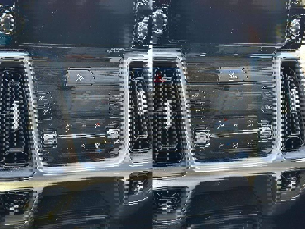 Certified 2023 Kia Sorento S image 19