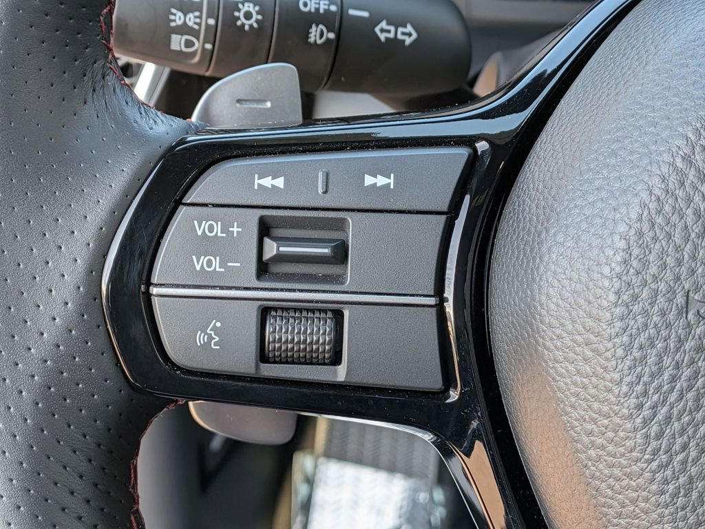 Certified 2025 Acura ADX A-Spec image 19