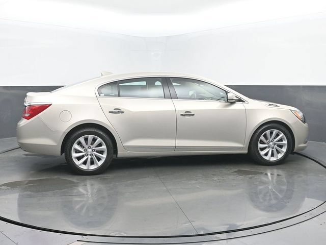 Used 2016 Buick LaCrosse Leather FWD image 6
