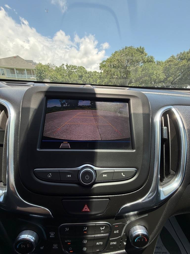 Used 2020 Chevrolet Equinox LT w/ Driver Convenience Package FWD image 26