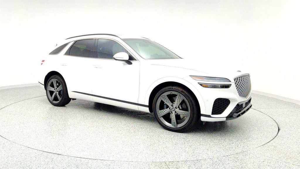 Used 2024 Genesis GV70 3.5T Sport w/ Sport Advanced Package image 3