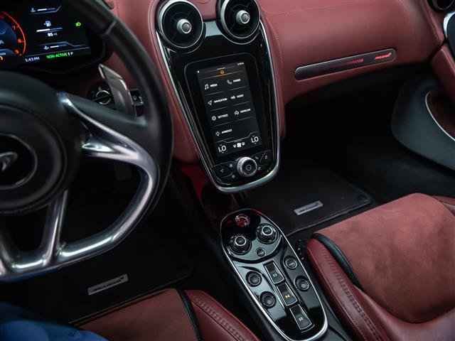 Used 2023 McLaren GT RWD image 24