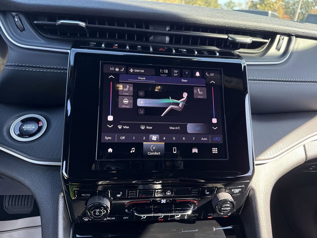 New 2025 Jeep Grand Cherokee L Altitude image 23