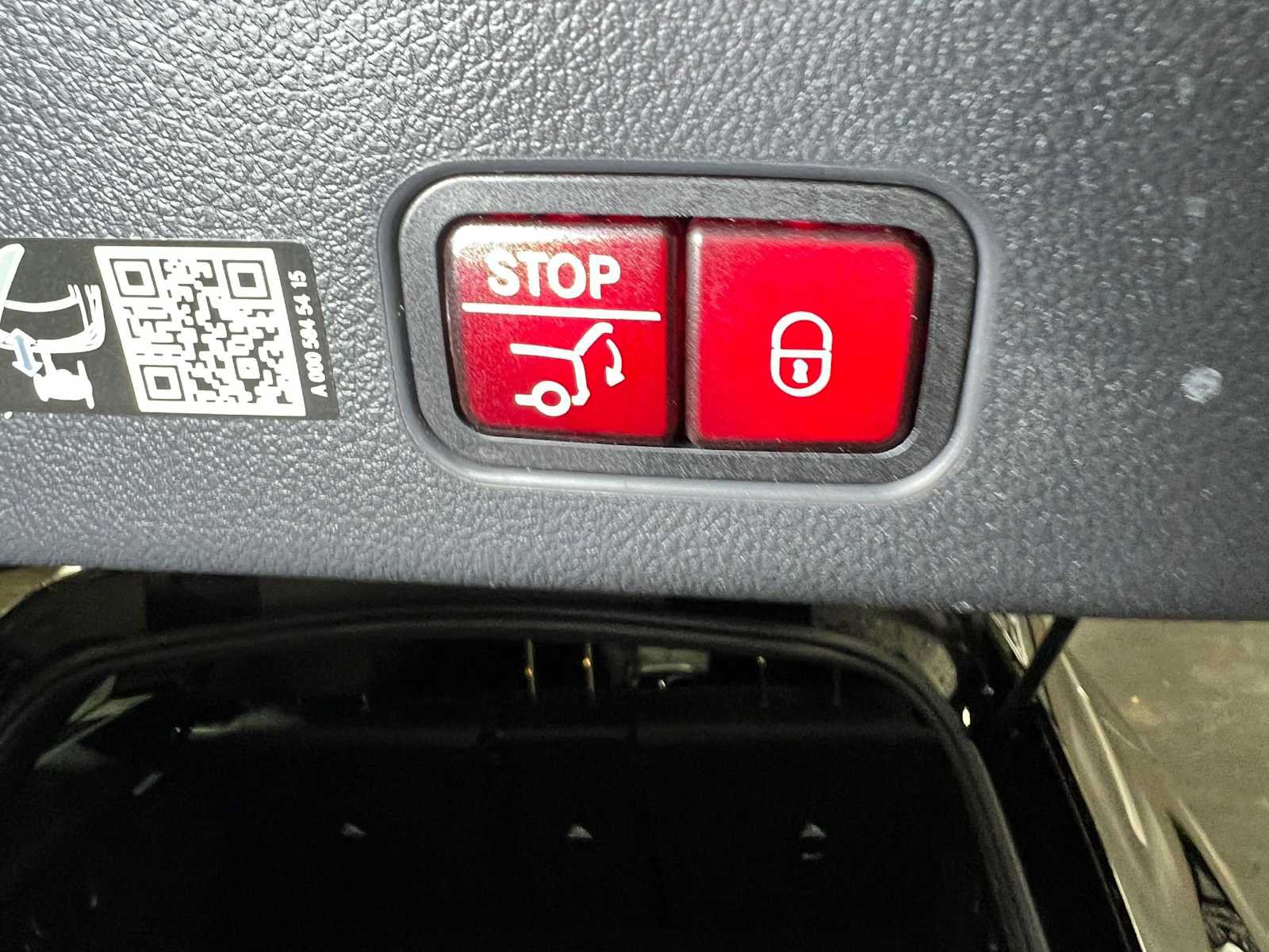 Certified 2026 Mercedes-Benz GLC 300 4MATIC image 17