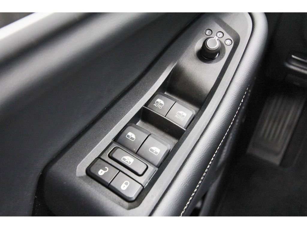 Used 2021 Jeep Grand Cherokee L Limited image 24