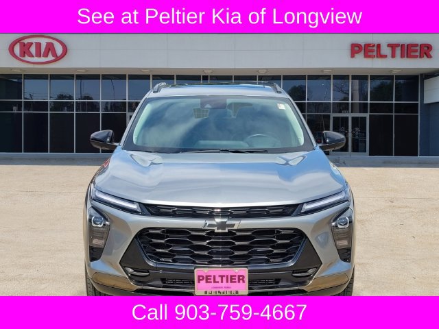 Used 2025 Chevrolet Trax ACTIV w/ Sunroof Package FWD image 2
