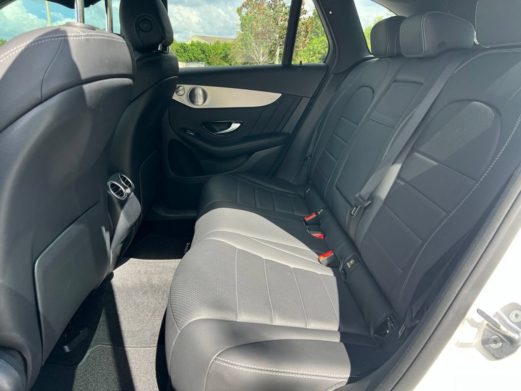 Used 2019 Mercedes-Benz GLC 300 image 26