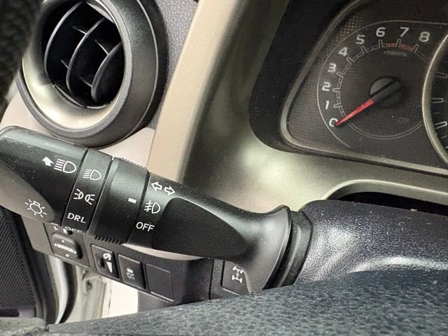 Used 2013 Toyota RAV4 XLE AWD/4WD image 18