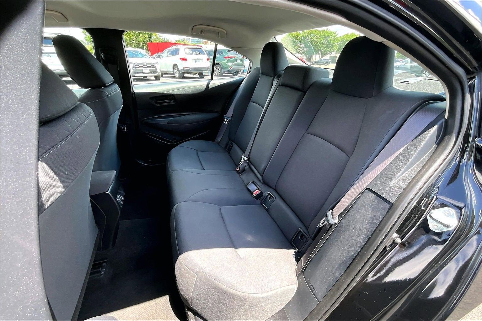 Used 2024 Toyota Corolla LE FWD image 24