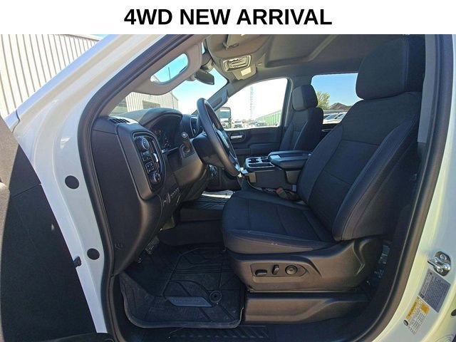 Used 2025 Chevrolet Silverado 2500 Custom w/ Custom Value Package AWD/4WD image 4