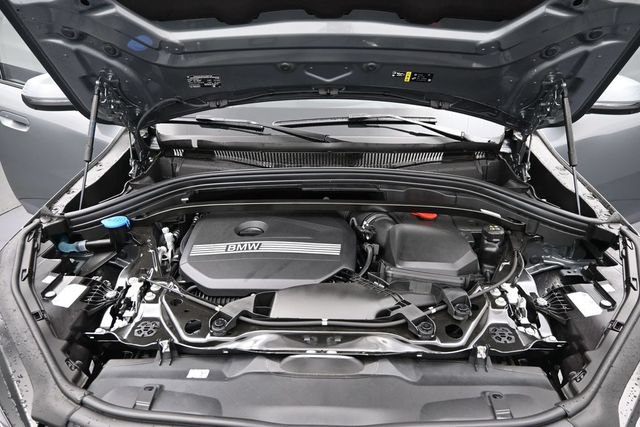 New 2026 BMW X2 xDrive28i w/ Technology Package AWD/4WD image 26