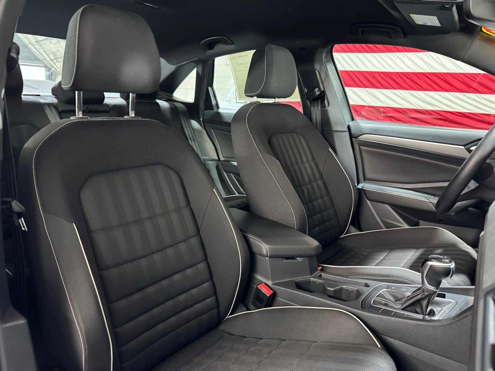 Used 2024 Volkswagen Jetta Sport image 20